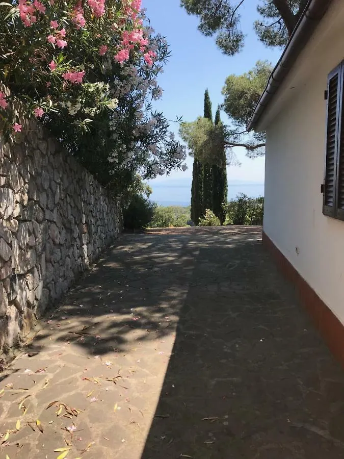 Holiday home Villetta Straccoligno Capoliveri  Italy