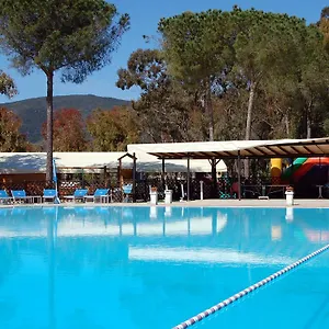 4* Village de vacances Lacona